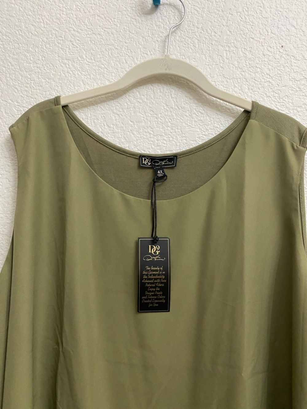 DG2 by Diane Gilman 4X Olive Green Layered Cold Shoulder Tunic Top NWT - Picture 5 of 7